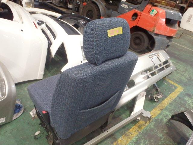 【中古】中古部品 ワゴンR CT21S ドライバーシート 【3331010800-001715045970500】