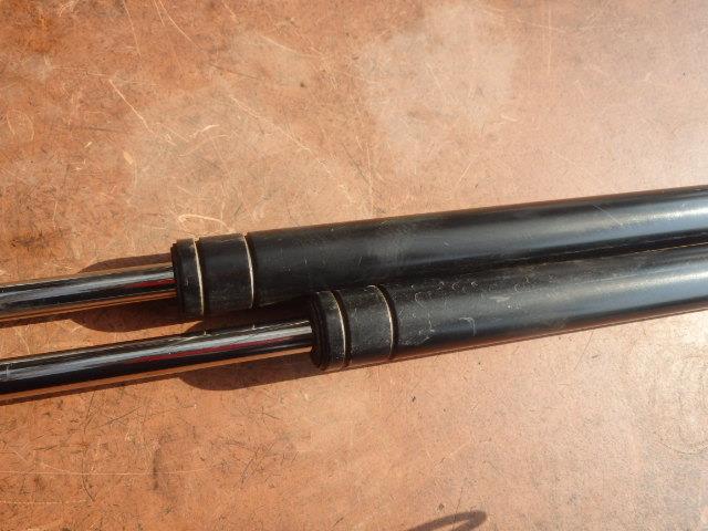 【中古】中古部品 ハイゼット S100V バックドアダンパー 【3331010800-00164126007...