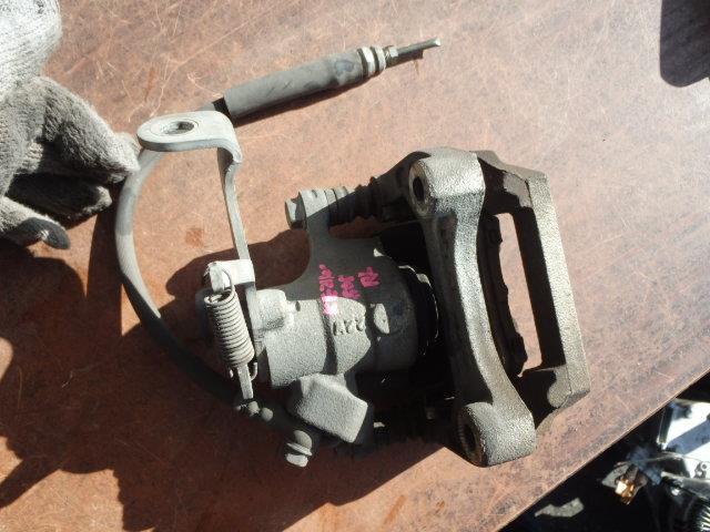 【中古】中古部品 CX−5 KE2FW 左リアキャリパー 【3331010800-001644647944460】