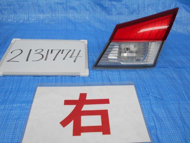【中古】中古部品 ソリオ MA15S リアフィニッシャーパネル 【3310390100-001697039815200】