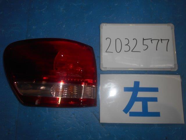 【中古】中古部品 イプサム ACM26W 左テールランプ 【3310390100-001679601915600】