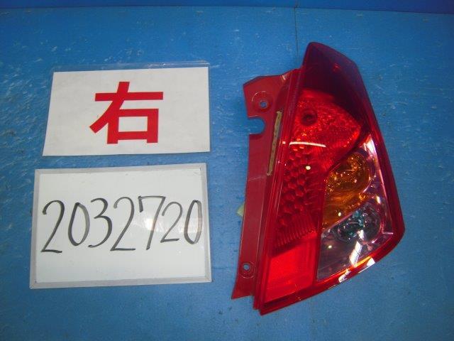 【中古】中古部品 スイフト ZC21S 右テールランプ 【3310390100-001681369215500】