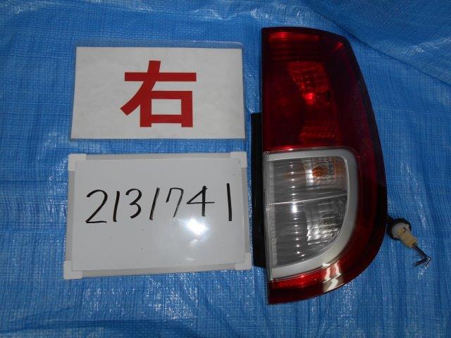 【中古】中古部品 モコ MG22S 右テールランプ 【3310390100-001696915415500】