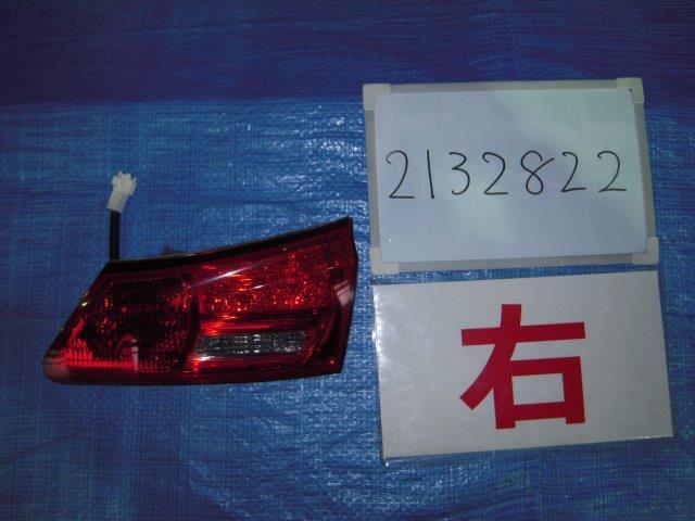 【中古】中古部品 レクサス IS GSE21 リアフィニッシャーパネル 【3310390100-001712270915200】