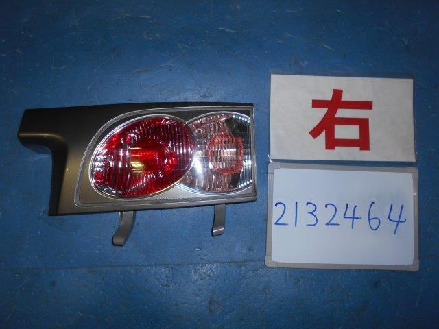 【中古】中古部品 エスティマ AHR10W リアフィニッシャーパネル 【3310390100-001708095815200】