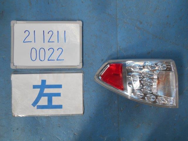 【中古】中古部品 インプレッサ GH6 左テールランプ 【3310390100-211211002215600】