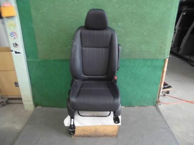 メーカー ホンダ 車名 フリード 型式類別 18395-0013 グレード ハイブリッドB 6人 認定型式 DAA-GB7 車両タイプ 5ドアハッチバック 年式 H28/9 シフト 7DT 駆動 通称型式 GB7 エンジン型式 LEB-H1 ミッション型式 アクスル型式 車体色 ブルーホライゾン(M) 車体色No B613M トリム色No 走行距離(Km) 45,157 メーカー純正品番 81127-TDK-J41 部品メーカー品番 保証 0ヶ月/0km 付加情報 ヒーターツキ、エアバック欠品、点検OK；画像参照,使用感多少 商品情報 ※純正番号およびモデル番号は参考としてください。※リビルト部品を購入される際のお願い【再生部品】と表示されているものをリビルト部品と呼んでいます。リビルト部品の場合には、交換時に取り外した部品をご返却していただく場合があります。詳しくはこちら※大物商品(ドア・ボンネット・バンパー等)は個人宅への配送ができない場合がございます。その場合、最寄りの配送業者支店止め等の対応となりますので、あらかじめご了承ください。 ページ上部へ【中古】中古部品 フリード GB7 ドライバーシート 【3310420000-000002057070500】