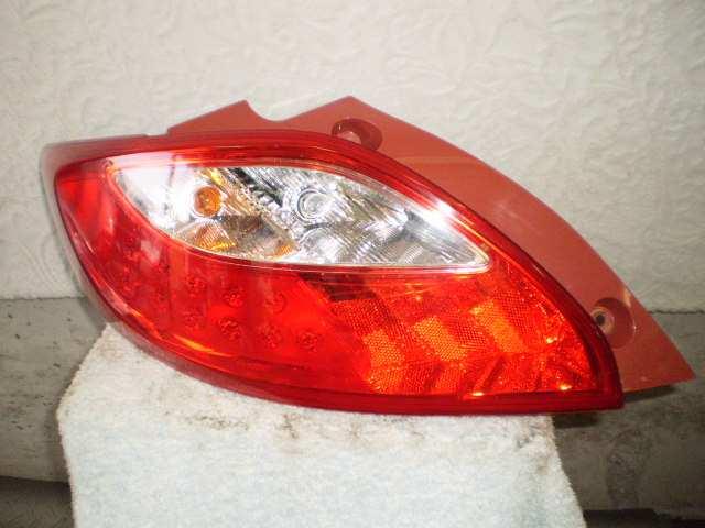 【中古】中古部品 デミオ DE5FS 左テールランプ 【3310420000-000866450615600】