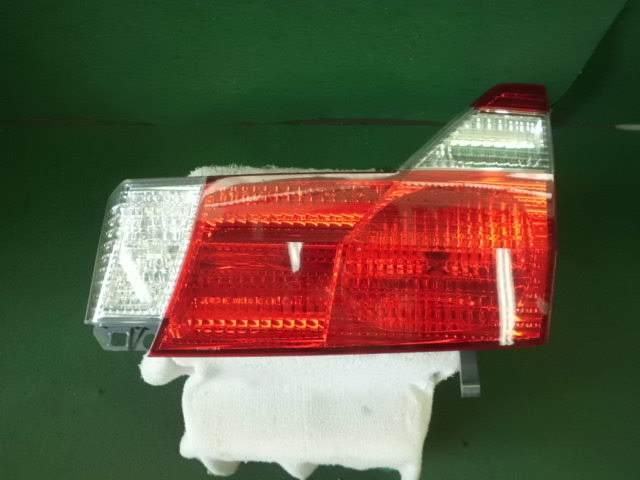 【中古】中古部品 アルファード MNH10W リアフィニッシャーパネル 【3310420000-001292955315200】