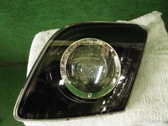 【中古】中古部品 アクセラ BK5P リアフィニッシャーパネル 【3310420000-001304366015200】