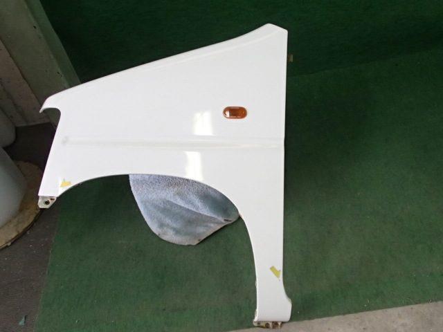 【中古】中古部品 AZワゴン CY21S 左フロントフェンダー 【3310420000-001139171310700】
