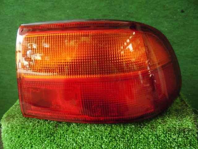 【中古】中古部品 シビック EG8 右テールランプ 【3310420000-000929606015500】