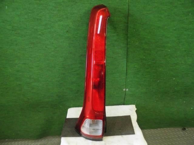 【中古】中古部品 セレナ C25 左テールランプ 【3310420000-001443769615600】