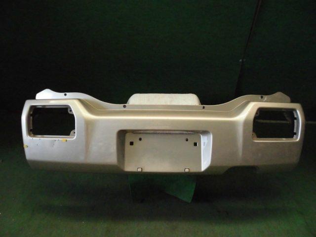 メーカー スズキ 車名 ワゴンR 型式類別 07485-0484 グレード 660 FT 認定型式 E-CT21S 車両タイプ 年式 H9/ シフト 駆動 通称型式 エンジン型式 F6A-ET ミッション型式 アクスル型式 車体色 ゴールド 車体色No Y26 トリム色No D04 走行距離(Km) 108,000 メーカー純正品番 71811-74F01-799 部品メーカー品番 保証 0ヶ月/0km 付加情報 ボディーフルカラー同色; ★車体色No【Y26】; テールレンズ欠品；,(1)擦り傷 40mm X 10mm (2)擦り傷 180mm X 40mm (3)浅い凹み 40φ 商品情報 ※純正番号およびモデル番号は参考としてください。※リビルト部品を購入される際のお願い【再生部品】と表示されているものをリビルト部品と呼んでいます。リビルト部品の場合には、交換時に取り外した部品をご返却していただく場合があります。詳しくはこちら※大物商品(ドア・ボンネット・バンパー等)は個人宅への配送ができない場合がございます。その場合、最寄りの配送業者支店止め等の対応となりますので、あらかじめご了承ください。 ページ上部へ【中古】中古部品 ワゴンR CT21S リアバンパー 【3310420000-001295149415100】