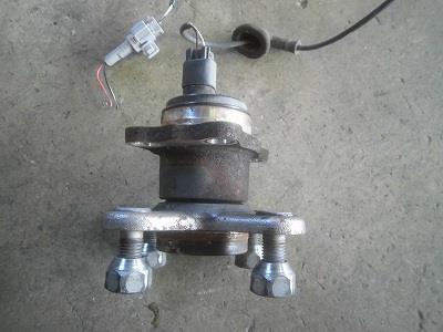 【中古】中古部品 ミラ L275S リアハブ 【3340180100-220131000144471】