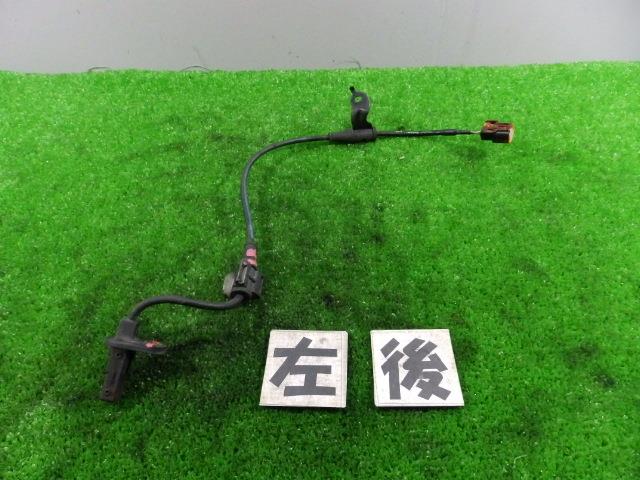 【中古】中古部品 インスパイア UC1 ABSセンサー 【3260250000-001640275163450】