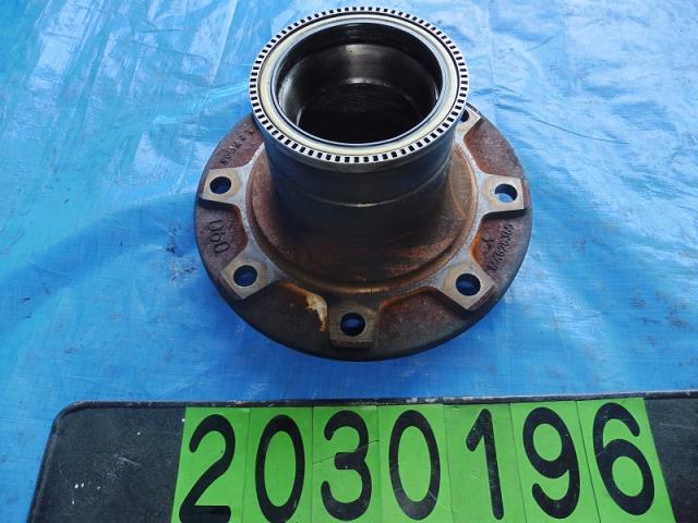 【中古】中古部品 ファイター FK65FZ フロントハブ 【3310040100-001605260144370】