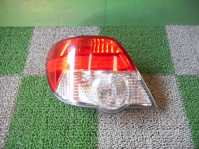 【中古】中古部品 インプレッサ GG3 左テールランプ 【3330440100-001249538815600】