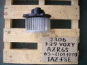 【中古】中古部品 ヴォクシー AZR65G ヒーターブロアモーター 【3330440100-000688332567900】