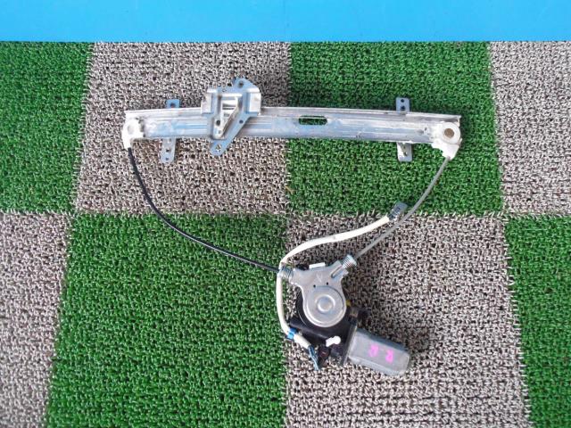 【中古】中古部品 ストリーム RN4 右リアドアレギュレータ・モーター 【3330440100-001333953613320】