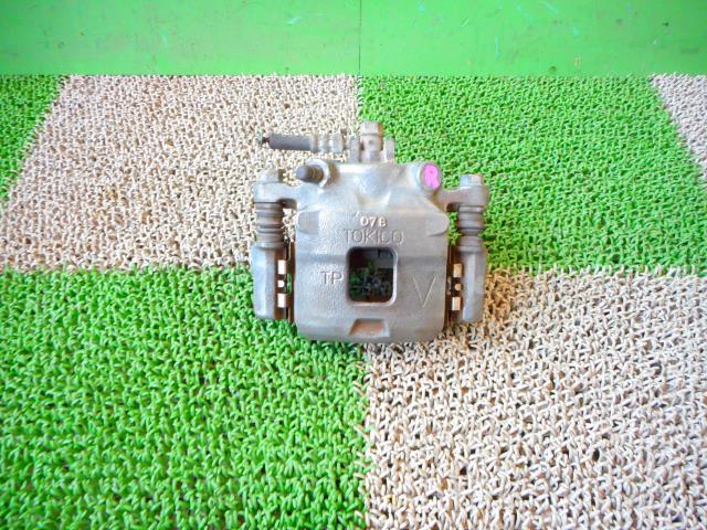 【中古】中古部品 ワゴンR MC21S 右フロントキャリパー 【3330440100-001254972944330】