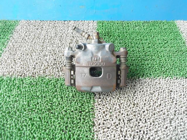 【中古】中古部品 タント L385S 右フロントキャリパー 【3330440100-001519288444330】