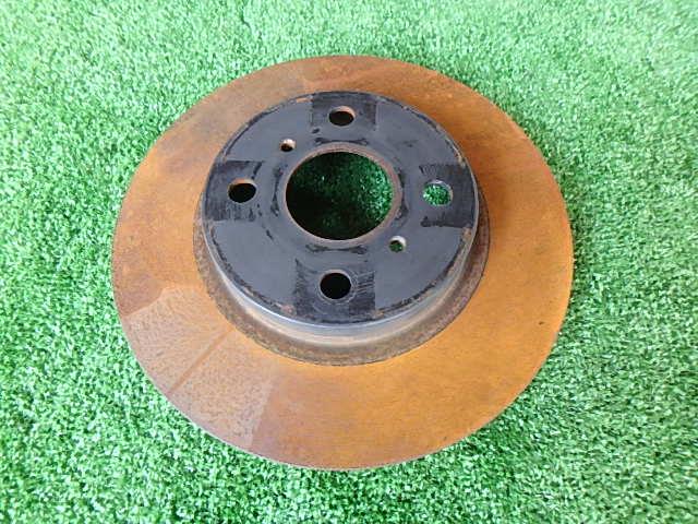 【中古】中古部品 ヴィッツ KSP130 右フロントディスクローター(大型車用) 【3330450100-001399038344750】