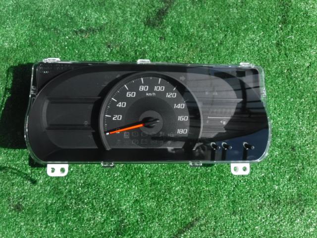 【中古】中古部品 タンク M910A スピードメーター 【3330450100-001544902861400】