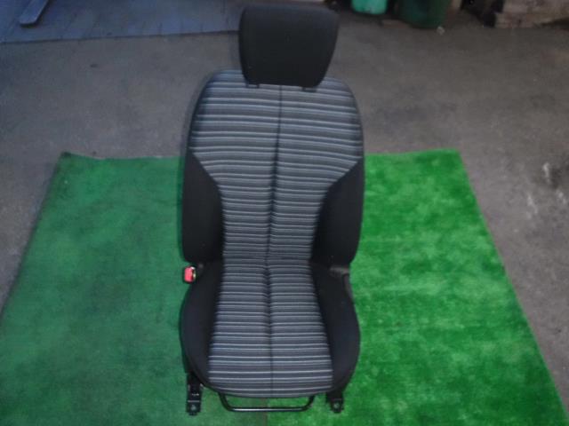 【中古】中古部品 デミオ DE3FS アシスタントシート 【3330450100-001595397770600】
