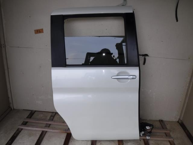 【中古】中古部品 タント LA610S 右リアドア 【3330450100-001503427113300】