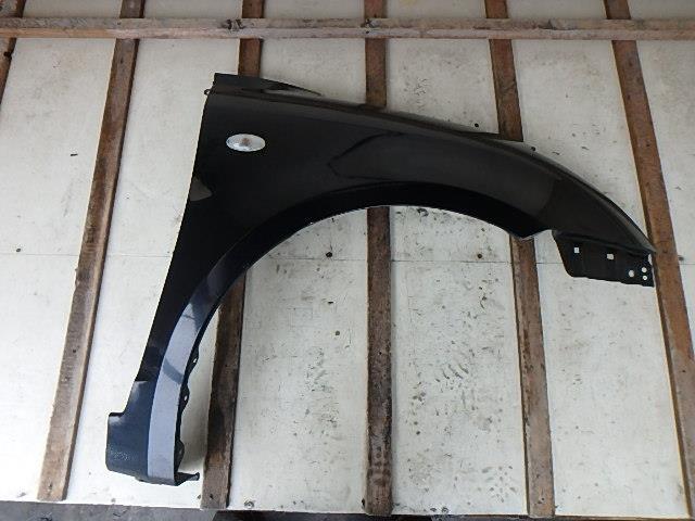 【中古】中古部品 スイフト ZD21S 右フロントフェンダー 【3330450100-001409373110600】