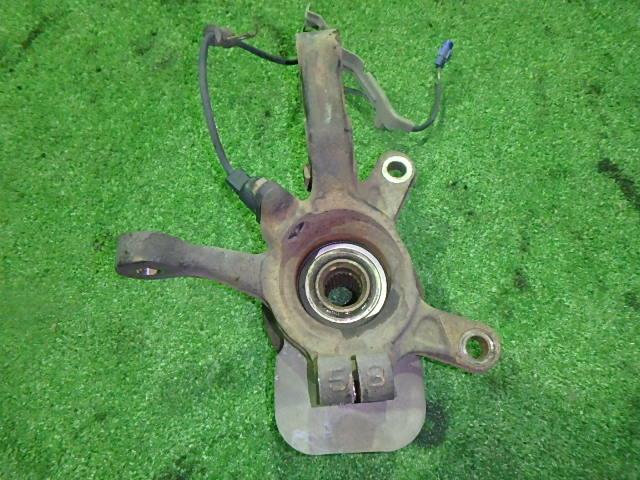 【中古】中古部品 AZワゴン MJ21S 左フロントナックルハブ 【3330450100-001591307644340】