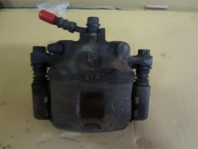【中古】中古部品 エブリィ DA64V 左フロントキャリパー 【3330460100-001474982744360】