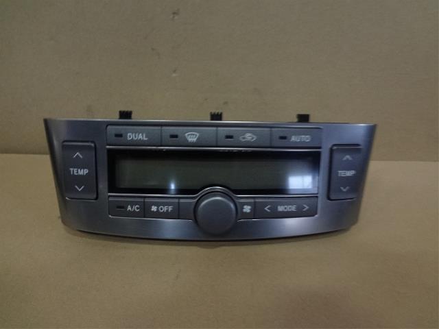 【中古】中古部品 アベンシス AZT251W A/Cスイッチパネル 【3330460100-001570167760900】