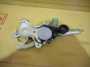 【中古】中古部品 アクア NHP10 右リアドアレギュレータ・モーター 【3330460100-001405491213320】