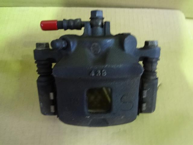 【中古】中古部品 ワゴンR MH21S 右フロントキャリパー 【3330460100-001530134344330】
