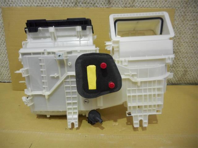 【中古】中古部品 ピクシススペース L585A ヒーターブロアモーター 【3330460100-0...