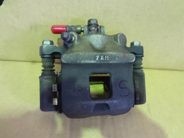 【中古】中古部品 ワゴンR MH22S 右フロントキャリパー 【3330460100-001659823044330】
