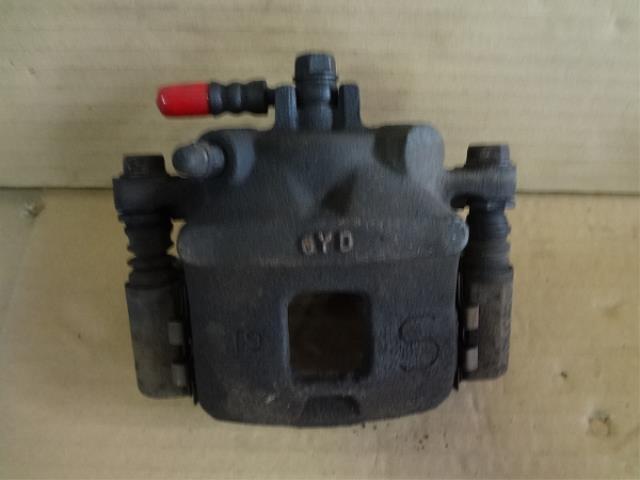 【中古】中古部品 セルボ HG21S 右フロントキャリパー 【3330460100-001702854244330】