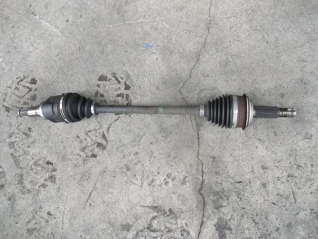 【中古】中古部品 ヴィッツ KSP90 左フロントドライブシャフト 【3330510100-001119871942200】