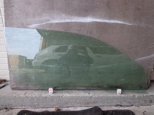 【中古】中古部品 HR−V GH1 右フロントドアガラス 【3340080100-001208320313130】