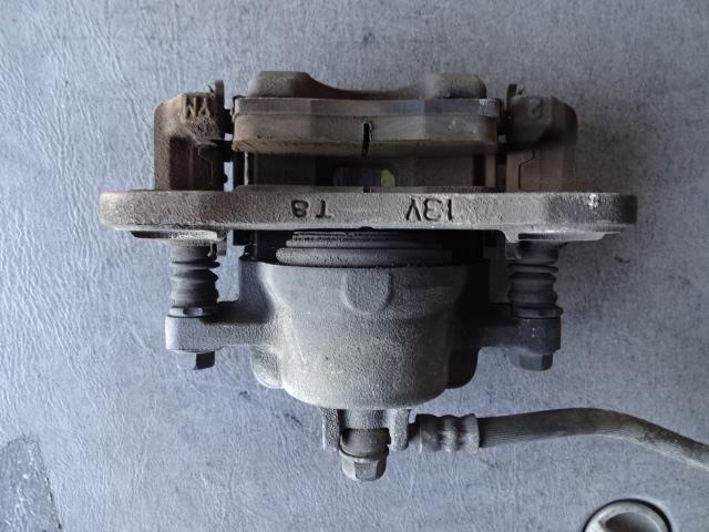 【中古】中古部品 ラパン HE21S 左フロントキャリパー 【3340080100-001358971844360】