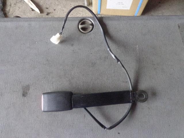 【中古】中古部品 AZワゴン CY51S シートベルト 【3340080100-001198649677150】
