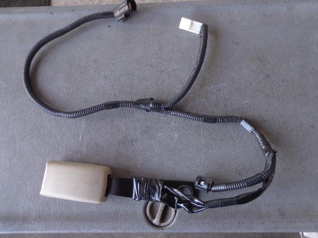 【中古】中古部品 ハリアー ACU35W シートベルト 【3340080100-001248424877150】