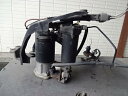 【中古】中古部品 クラウンマジェスタ UZS151 エアサスコンプレッサー 【3340080100-001329582652300】