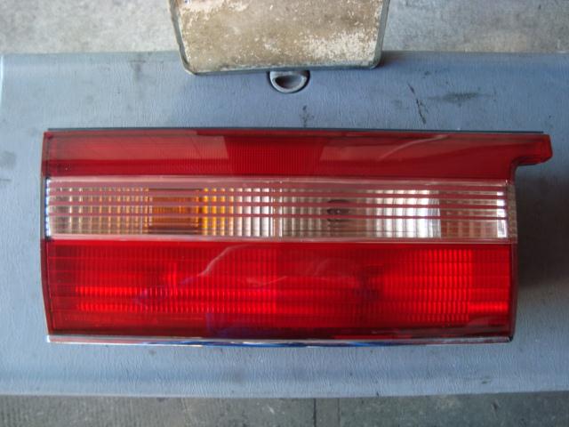 【中古】中古部品 クラウン JZS151 リアフィニッシャーパネル 【3340080100-000889860015200】