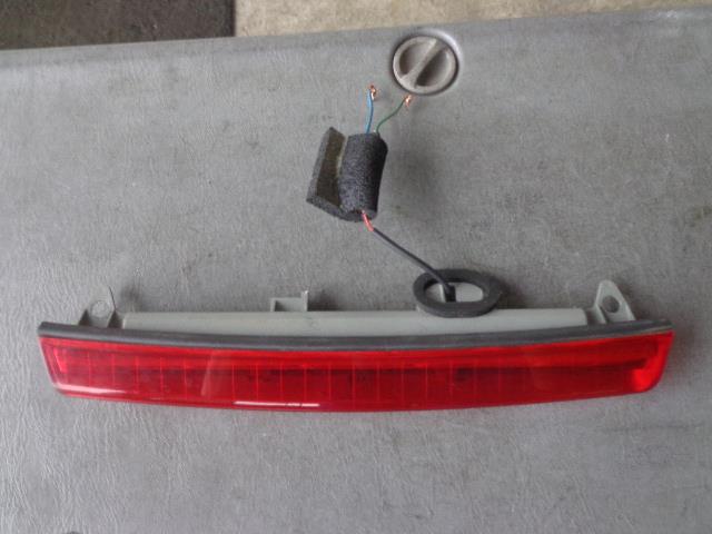 【中古】中古部品 アベンシス AZT250W その他 ランプ類 【3340080100-001274596669200】