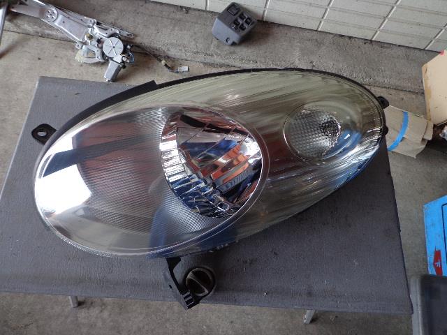 【中古】中古部品 マーチ AK12 左ヘッドランプ 【3340080100-001031679110900】