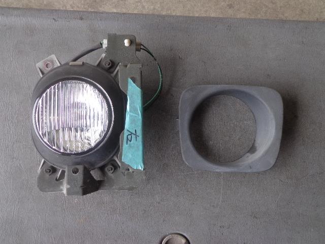 【中古】中古部品 KEI HN21S 右フォグランプ 【3340080100-001236603110850】