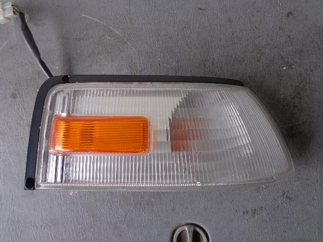 【中古】中古部品 カペラカーゴ GV6V 右クリアランスランプ 【3340080100-001087937611000】